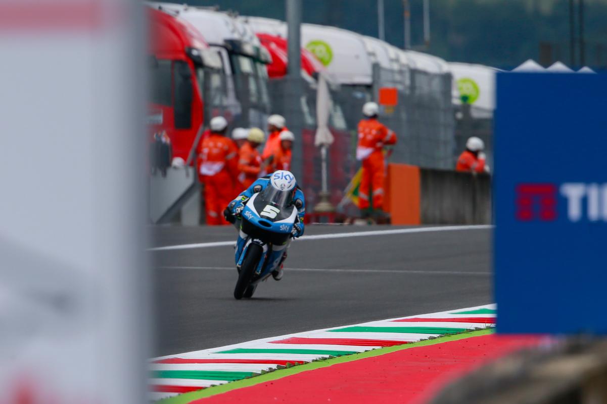 Romano Fenati consigue la pole de Moto3 en Mugello