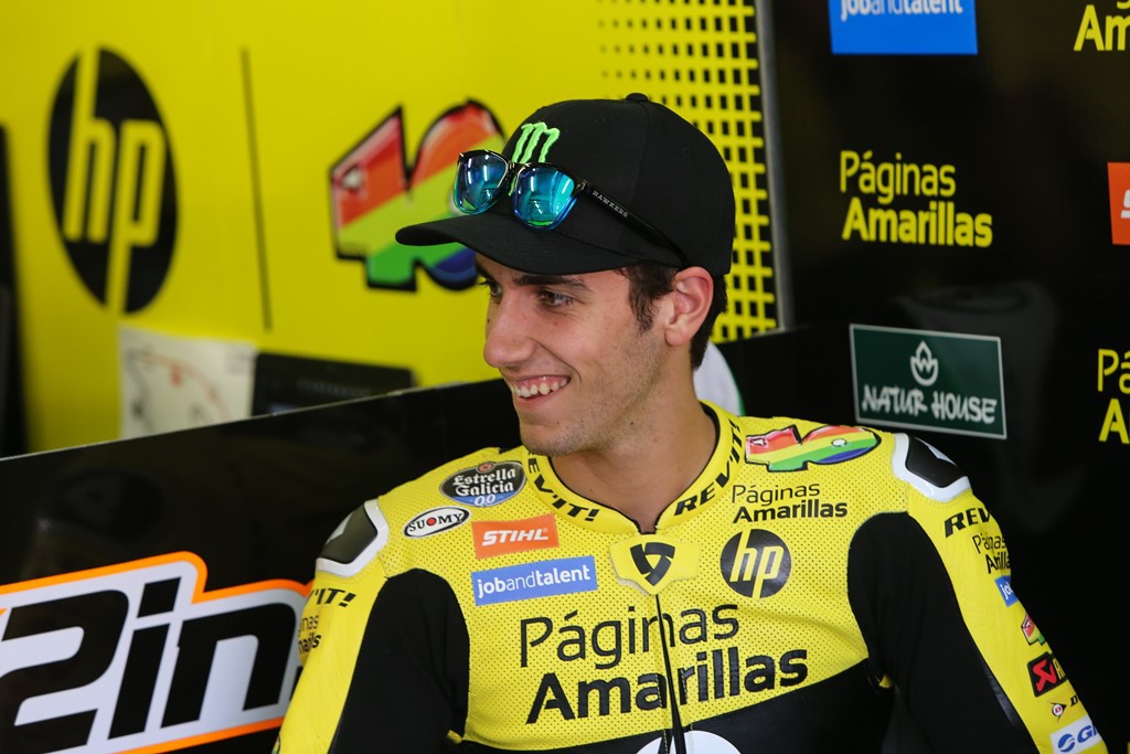 Álex Rins domina la carrera de Moto2 en Le Mans, Corsi 2º y Luthi 3º