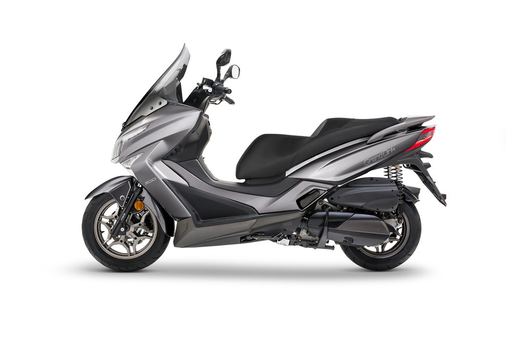 Kymco presenta su nuevo Grand Dink 125/300