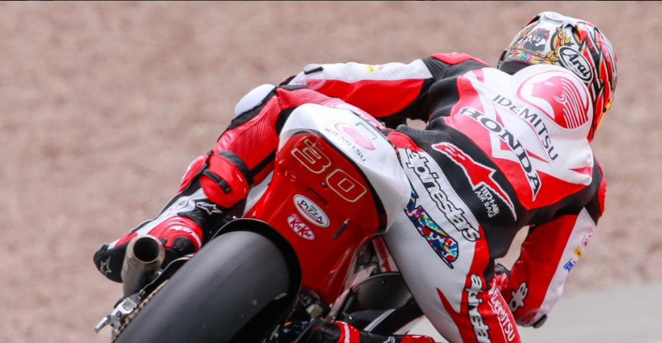 Takaaki Nakagami marca la pole de Moto2 en Sachsenring, Rins 3º