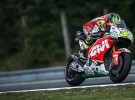 Cal Crutchlow machaca en la carrera de MotoGP en Brno, Rossi 2º y Márquez 3º