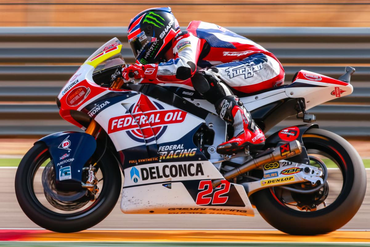 Sam Lowes consigue la pole de Moto2 en Motorland Aragón, Márquez 2º y Nakagami 3º