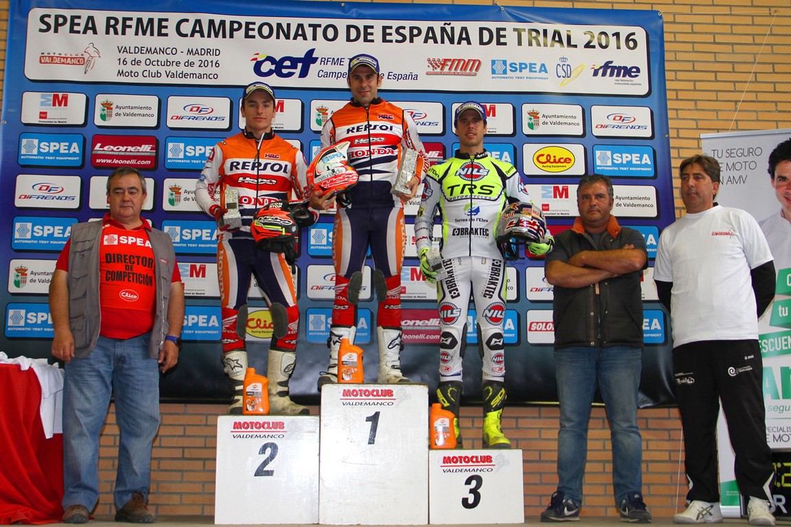 Toni Bou gana la carrera del Nacional de Trial en Valdemanco