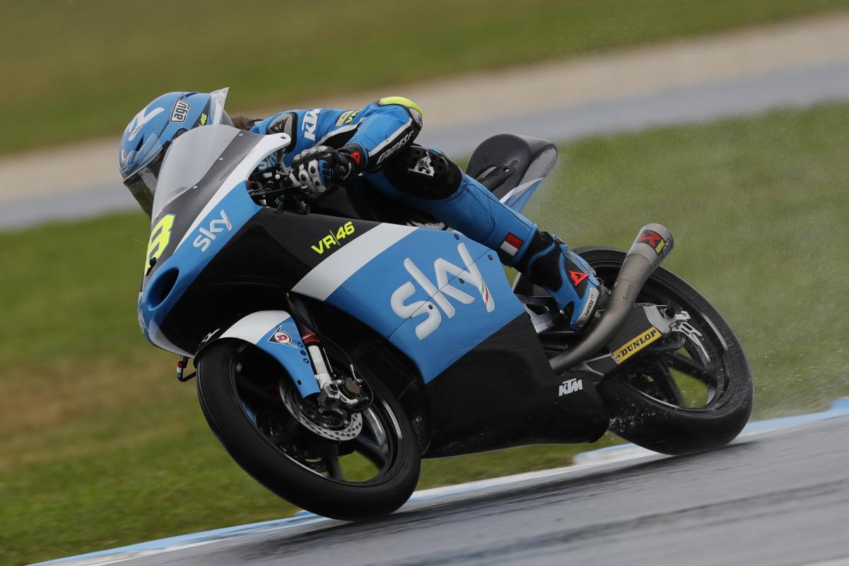 Bulega, Cruthclow y Folger los mejores del viernes extremo de MotoGP en Australia