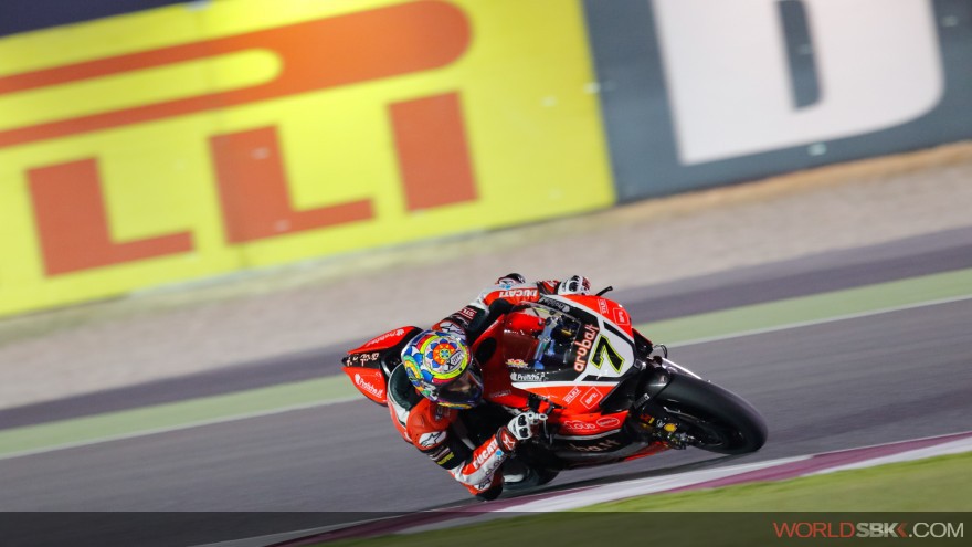 Davies gana la carrera 1 de SBK en Qatar, Rea Campeón del Mundo 2016