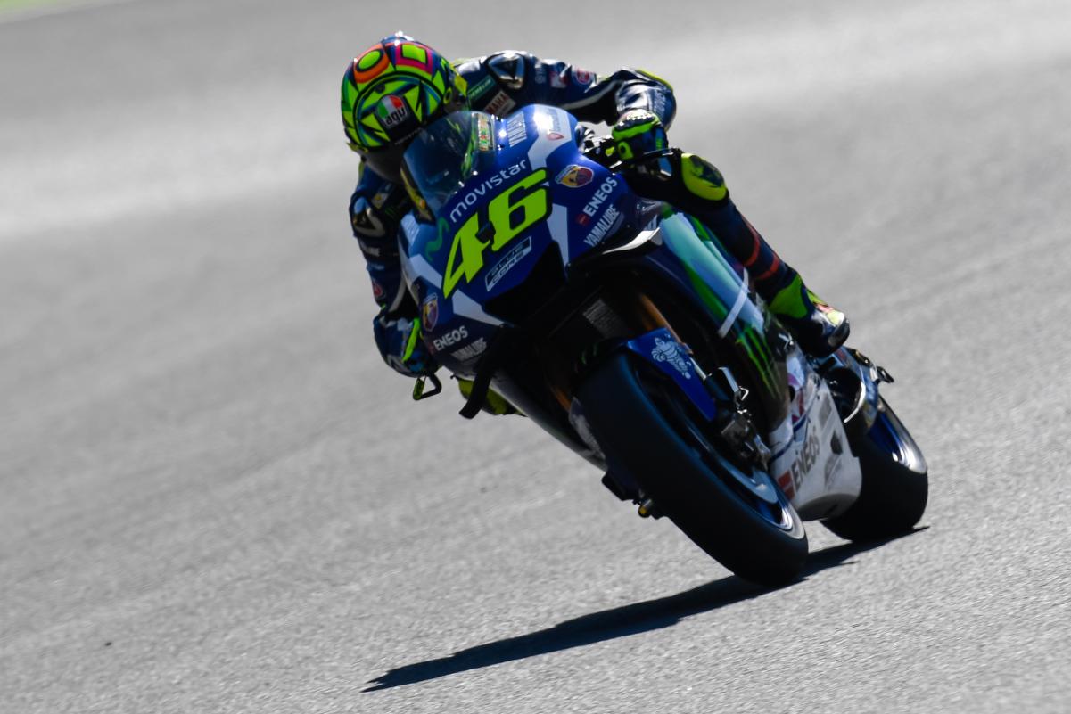 Valentino Rossi consigue la pole de MotoGP en Motegi, Márquez 2º y Lorenzo 3º