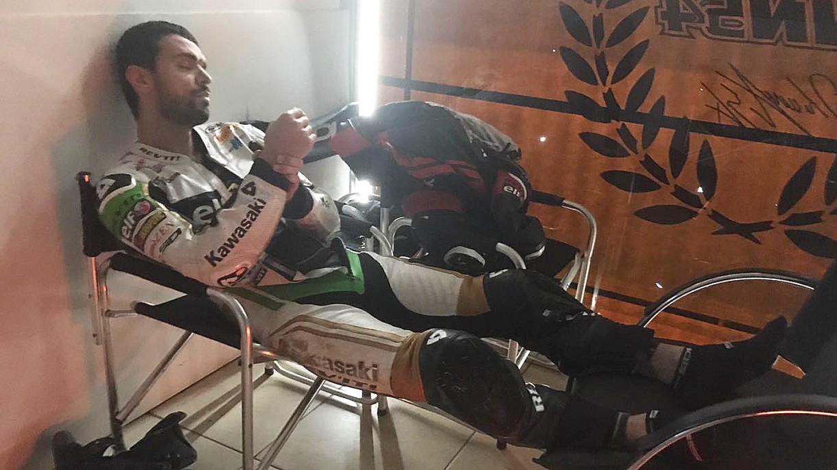 Kenan Sofuoglu se lesiona y no estará en los test de SSP en Jerez y Portimao