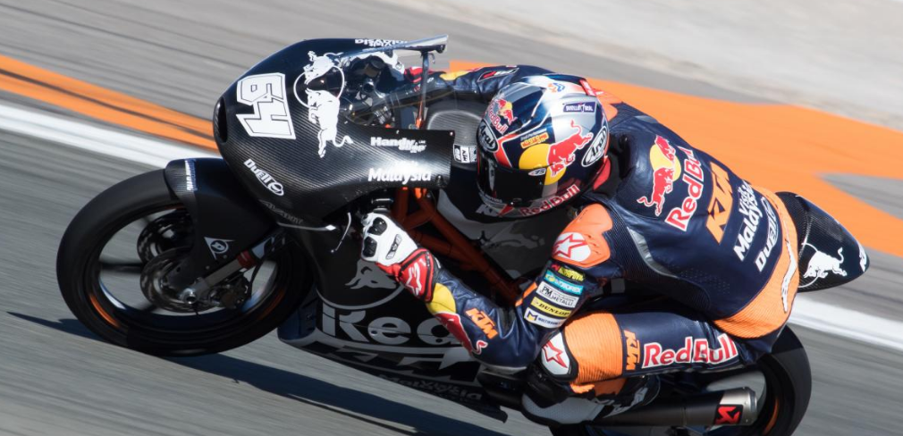 Bendsneyder y Oliveira dominan el test Moto3 y Moto2 en Valencia