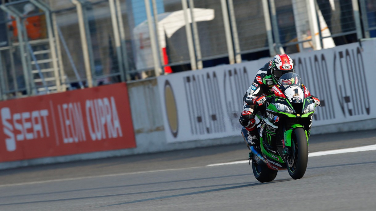 Jonathan Rea gana la carrera 2 SBK y marca doblete en Tailandia