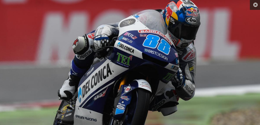 Jorge Martín marca la pole de Moto3 en Assen