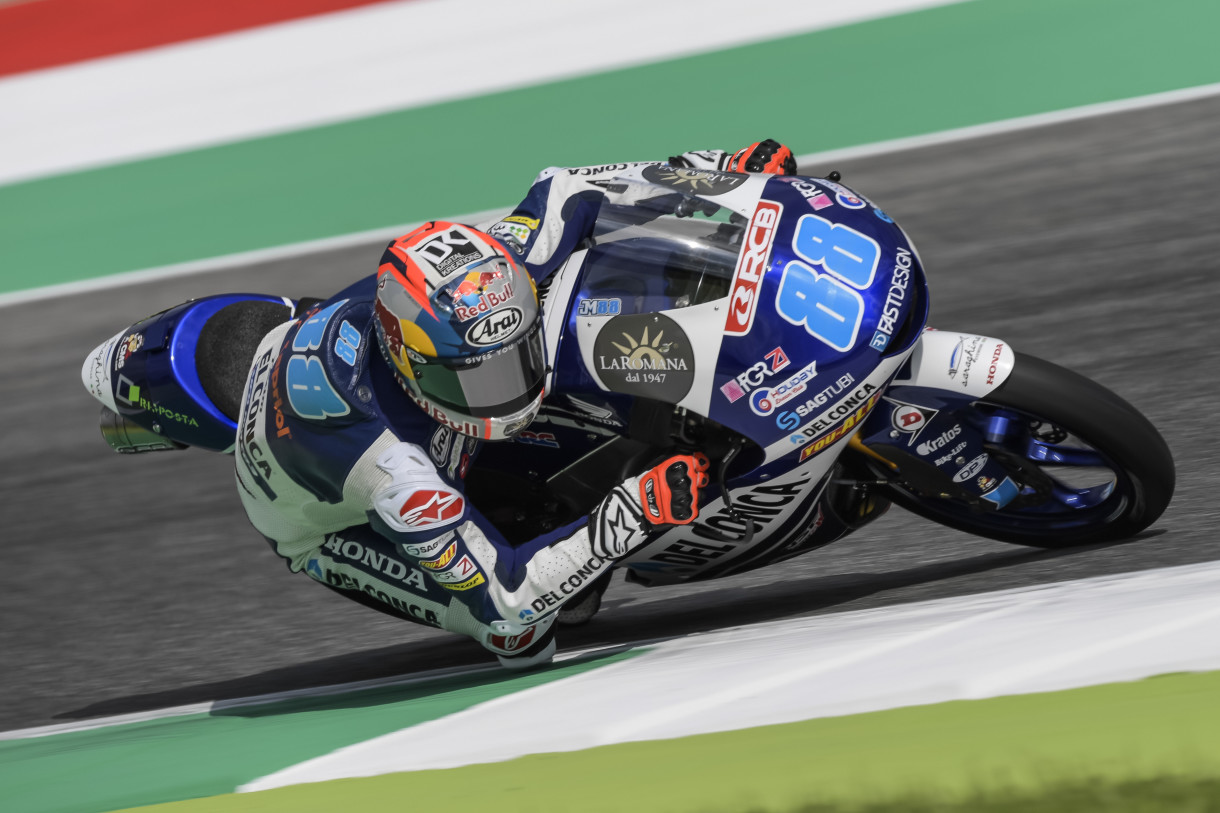 Jorge Martín marca la pole de Moto3 en Mugello, Suzuki 2º y Sasaki 3º