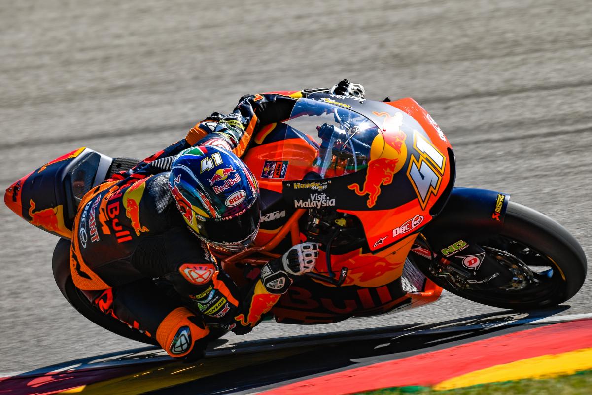 Brad Binder triunfa en la carrera de Moto2 en Sachsenring, Mir 2º y Marini 3º