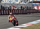 Marc Márquez triunfa en una carrera muy emocionante de MotoGP en Assen, Rins 2º y Viñales 3º