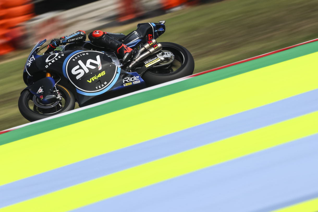 Pecco Bagnaia domina la pole de Moto2 en Misano, Schrotter 2º y Pasini 3º