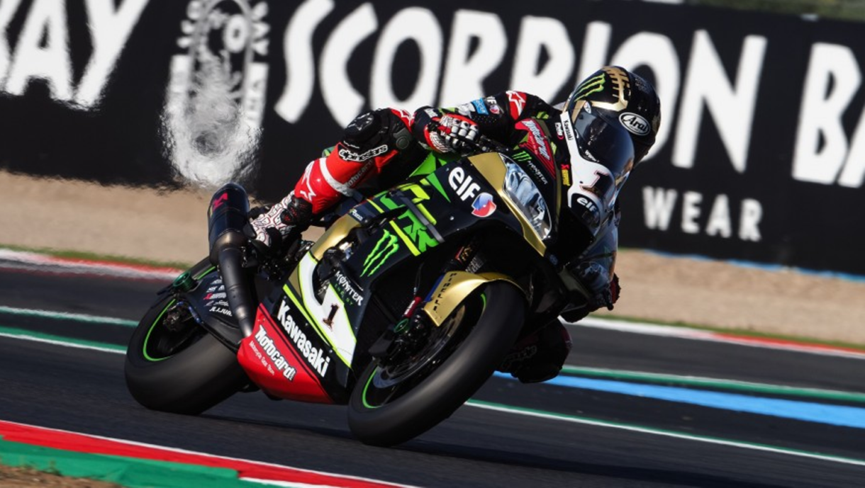 Jonathan Rea marca doblete en Magny-Cours y sigue dominando en Superbikes