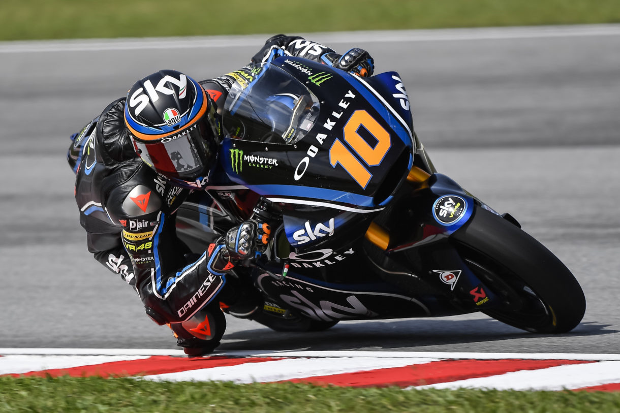 Luca Marini gana la carrera de Moto2 en Sepang, Bagnaia se proclama Campeón del Mundo