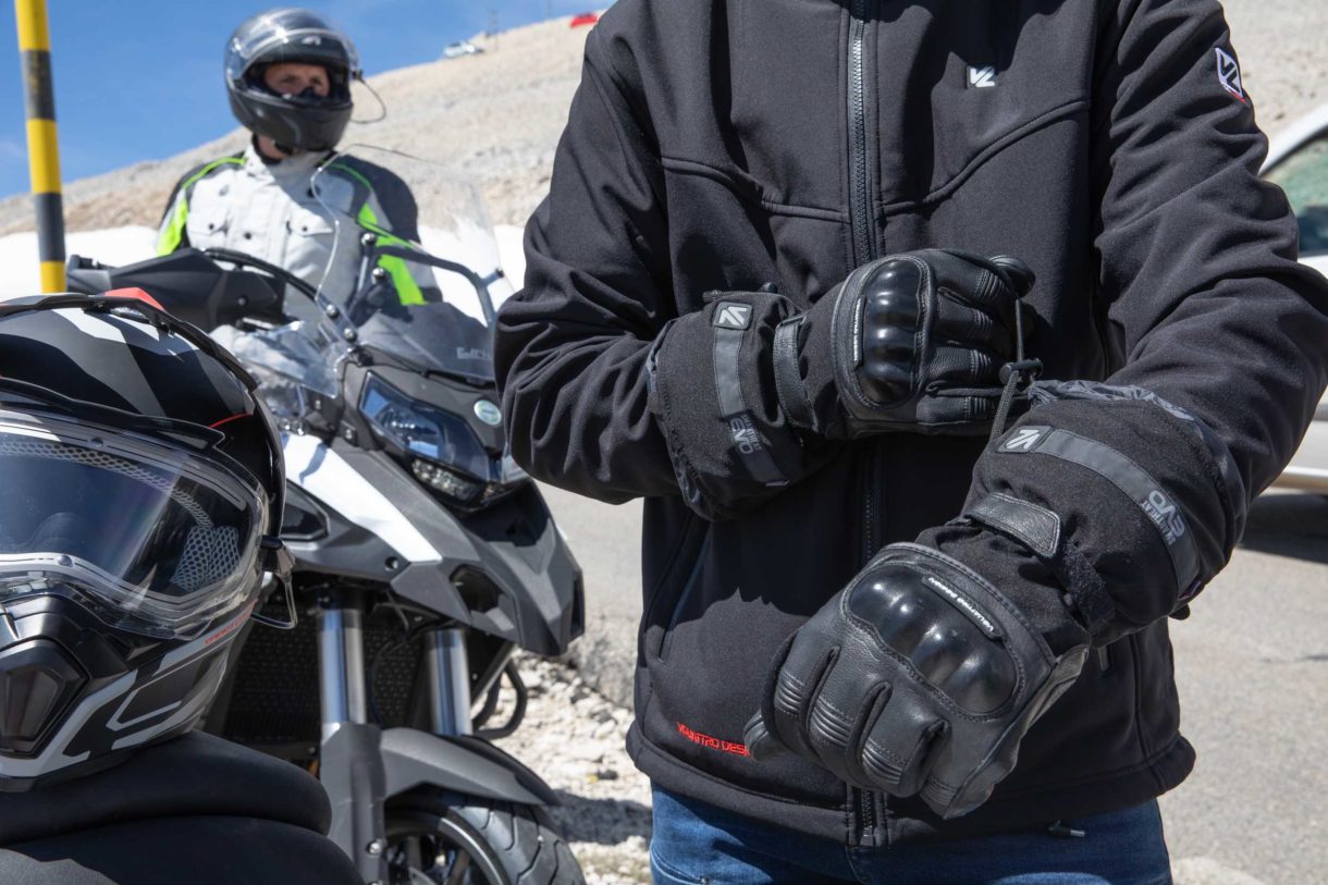 VQuattro Design presenta sus guantes y chaquetas calefactables