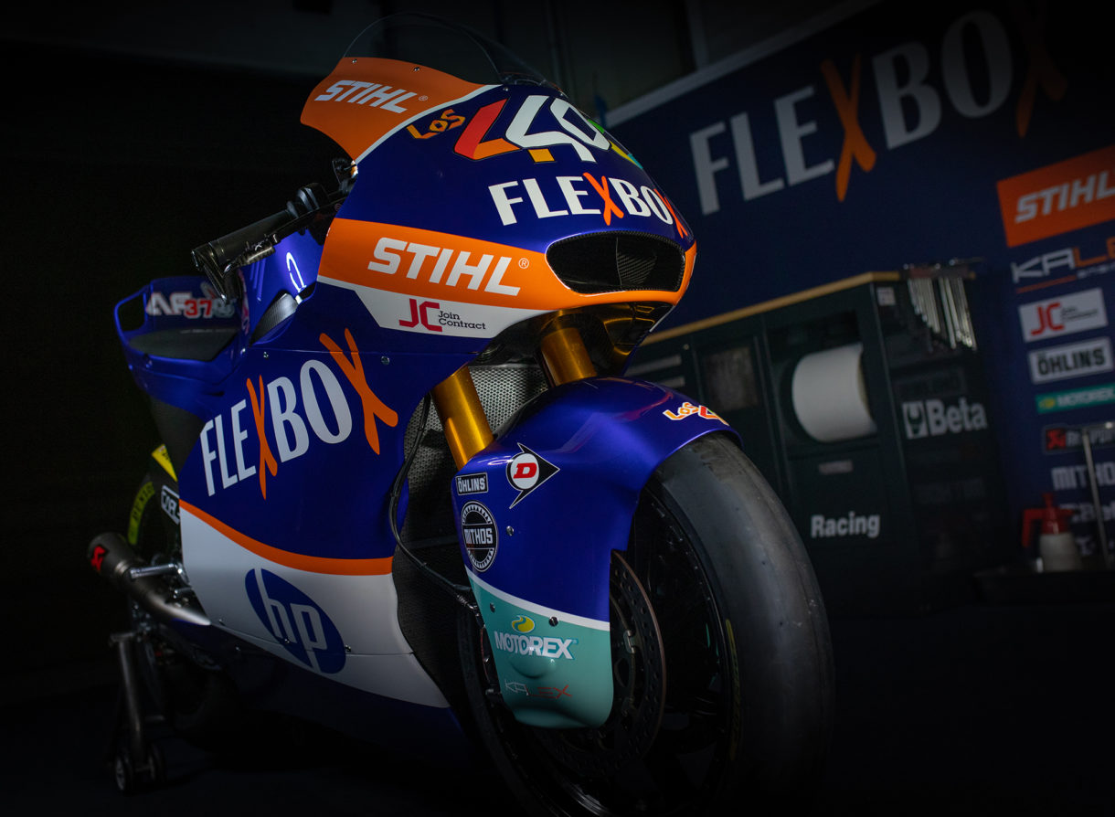 Augusto Fernández y Lorenzo Baldassarri presentan oficialmente el FlexBox HP40 de Moto2