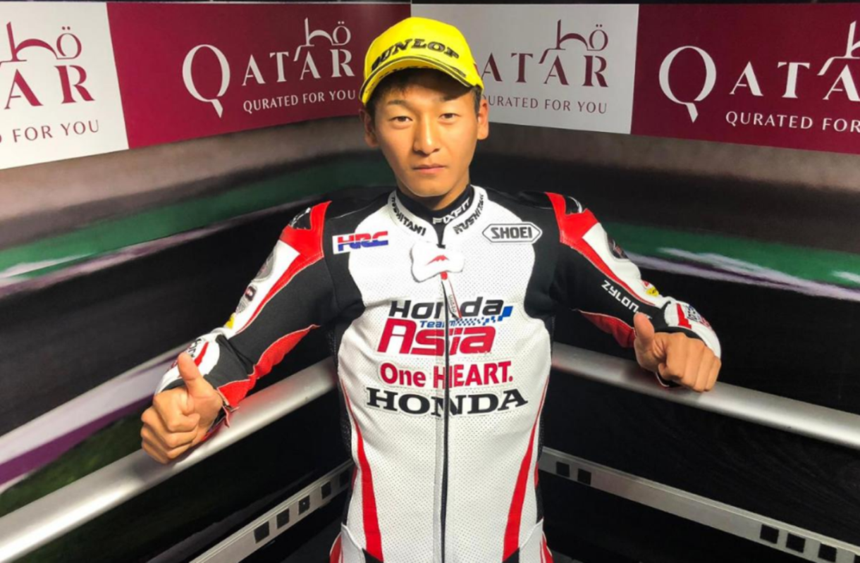 Kaito Toba triunfa en la carrera de Moto3 en Qatar, Dalla Porta 2º y 3º Canet