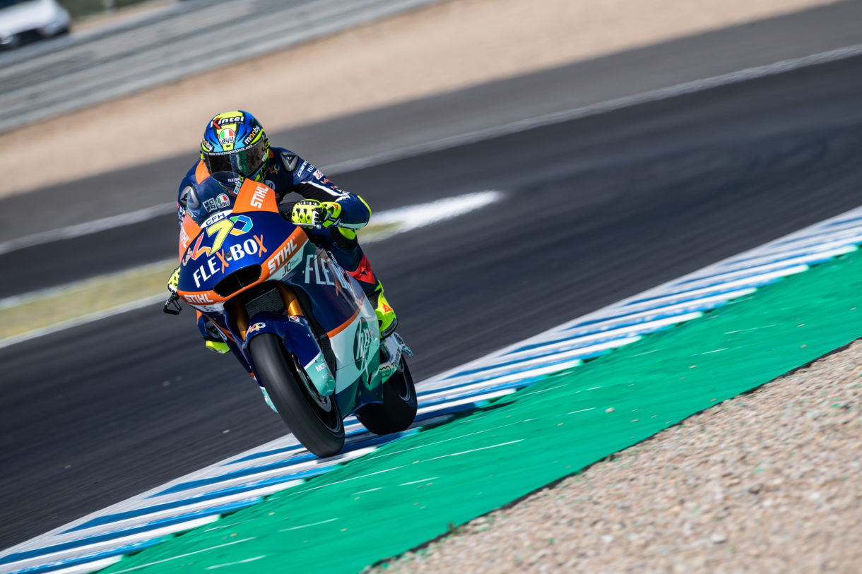 Baldassarri triunfa en una carrera accidentada de Moto2 en Jerez, Navarro 2º y Fernández 3º