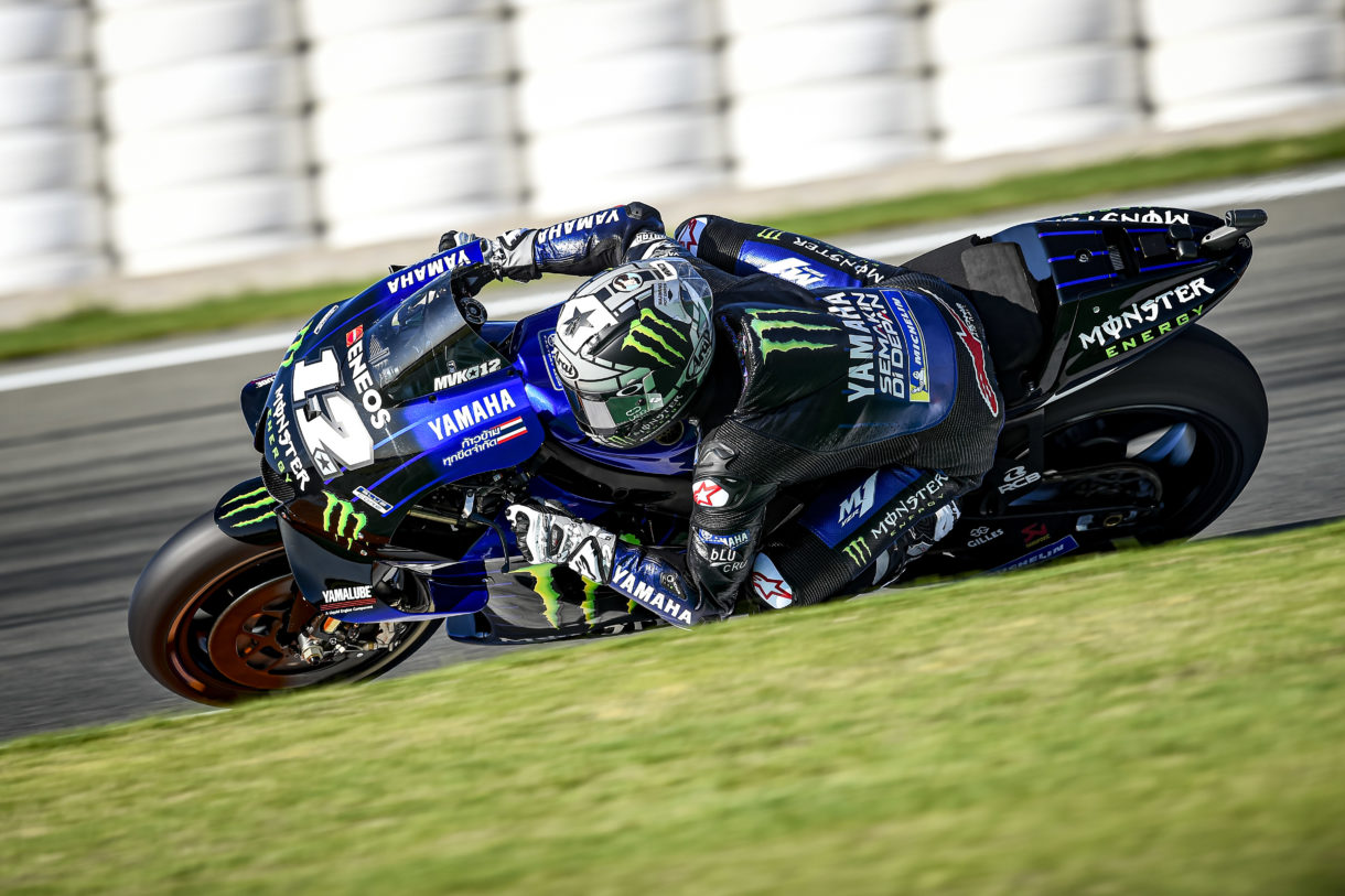 Maverick Viñales apoya a los Hospitales de Girona con mascarillas y pantallas de protección