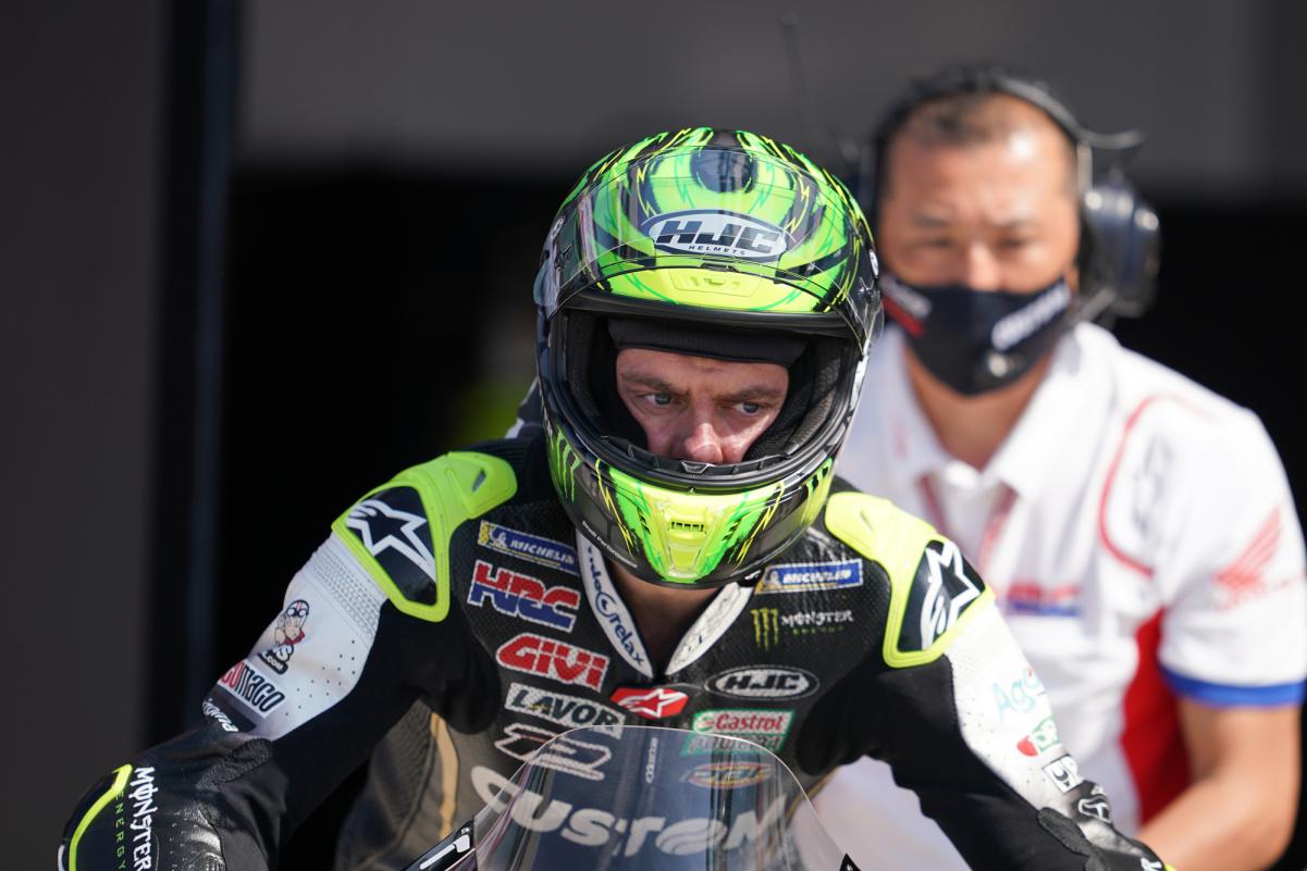 Cal Crutchlow se resbala y se rompe los ligamentos del tobillo izquierdo