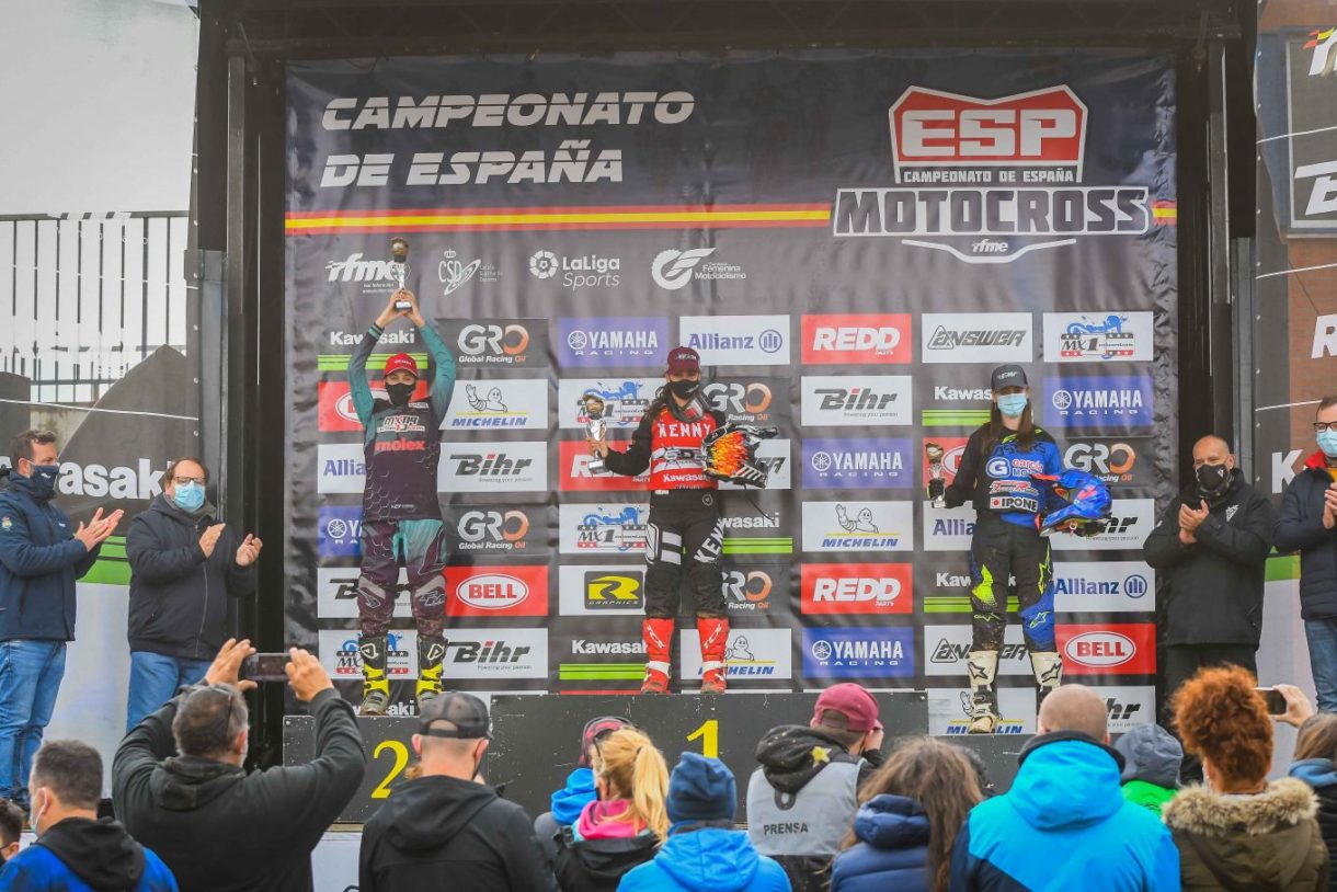 Gabriela Seisdedos se proclama Campeona de España de Motocross 2020