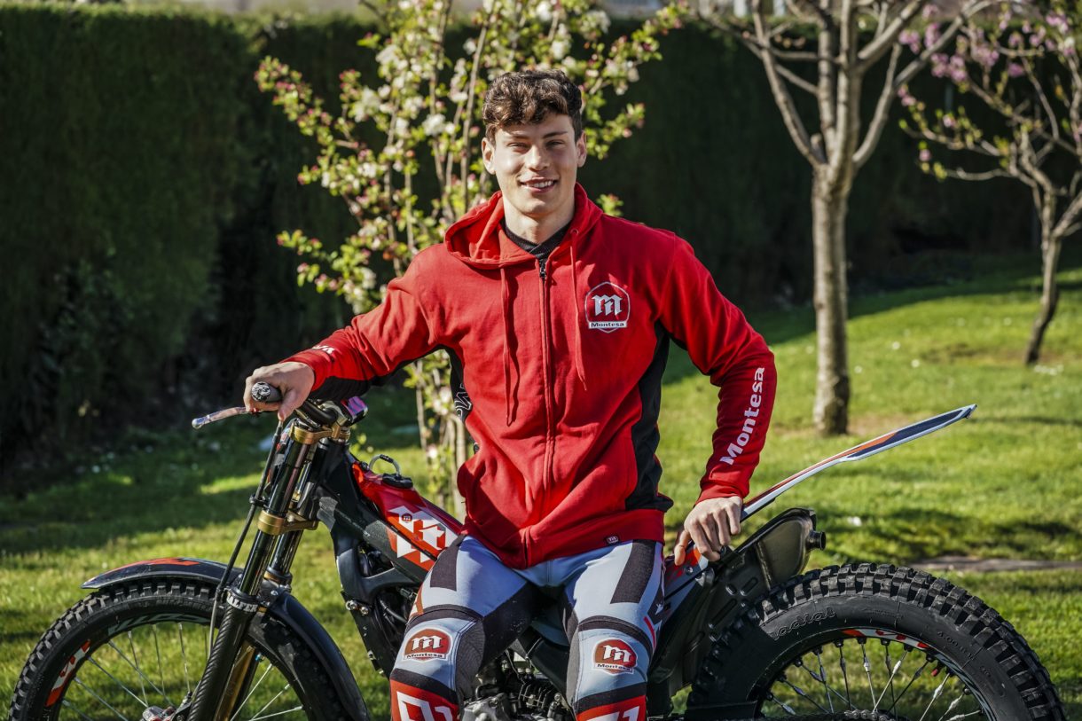 El piloto Gabriel Marcelli firma la renovación con Montesa-Honda Trial