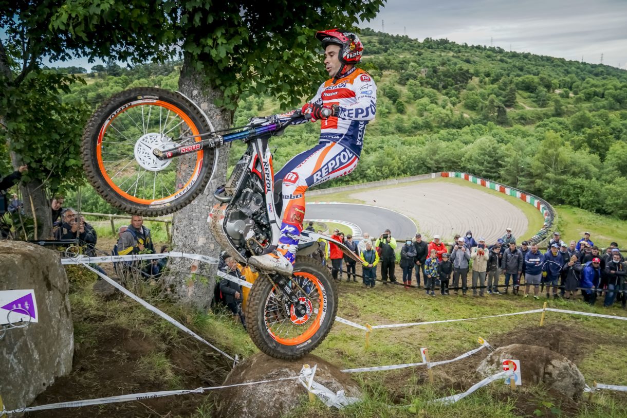 Toni Bou consigue la victoria del Mundial de TrialGP en Francia