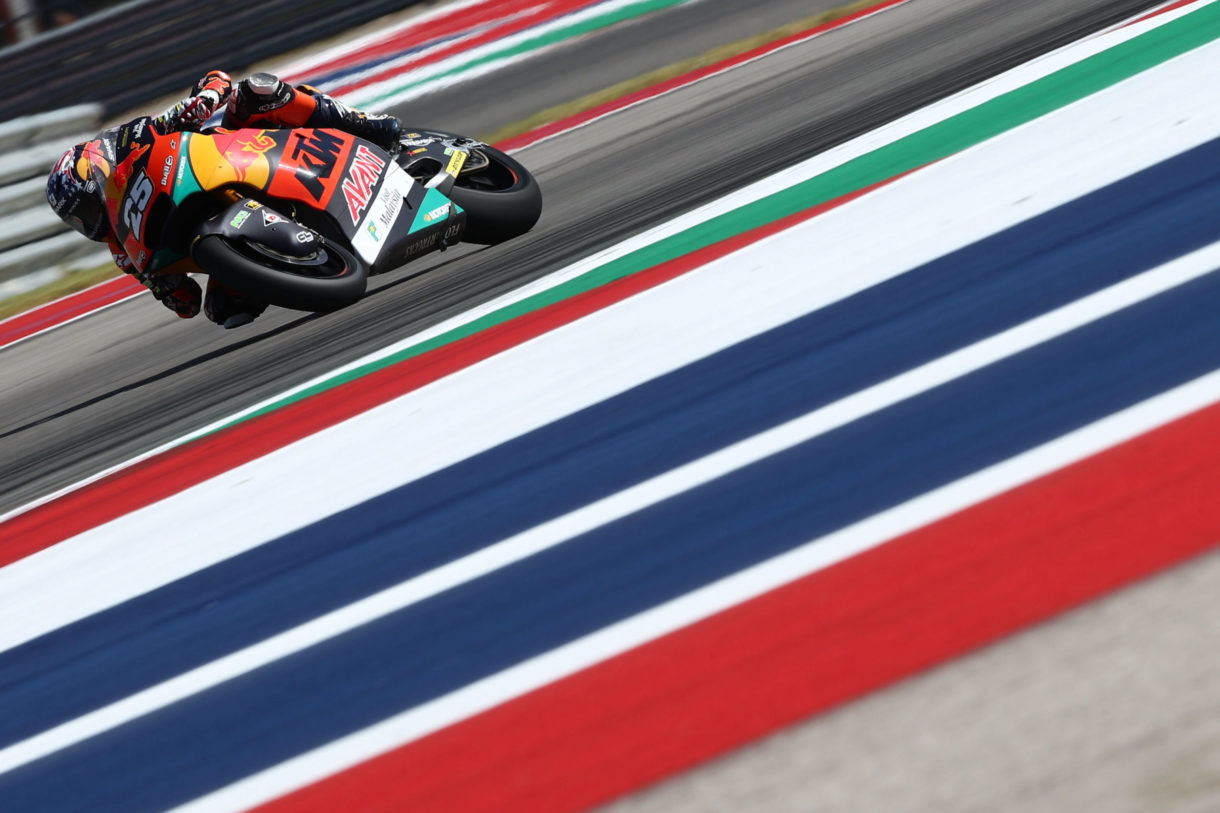 Raúl Fernández logra la pole position de Moto2 en Austin, Gardner 2º y DiGGia 3º