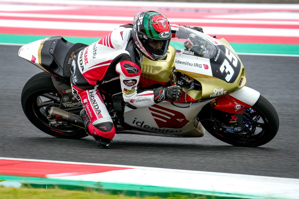 Somkiat Chantra domina la carrera del Mundial de Moto2 en Indonesia, Vietti 2º y Canet 3º