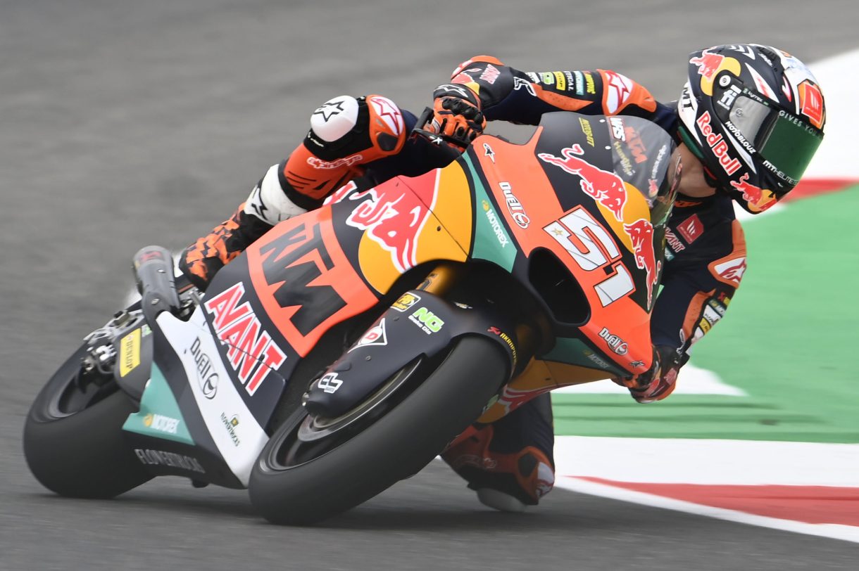 Pedro Acosta gana la carrera de Moto2 en Mugello, Roberts 2º y Ogura 3º