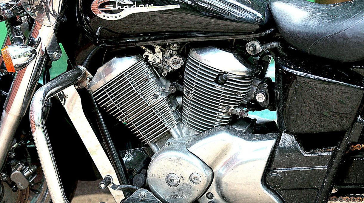 ¿Qué filtro de aceite lleva mi moto?