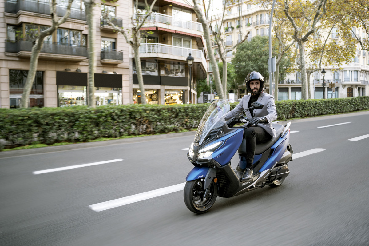 La marca Kymco presenta su modelo X-Town CT 300