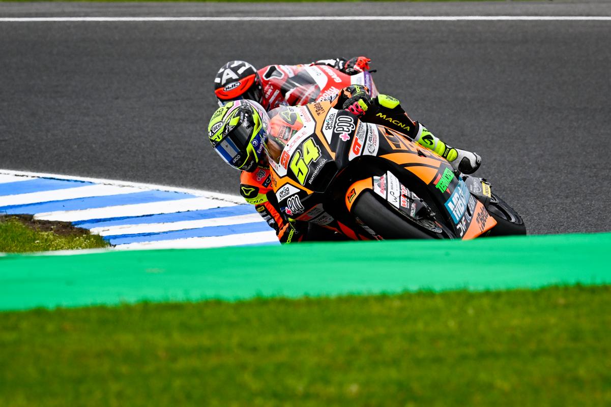 Fermín Aldeguer consigue la pole position de Moto2 en Australia, Fernández 2º y López 3º