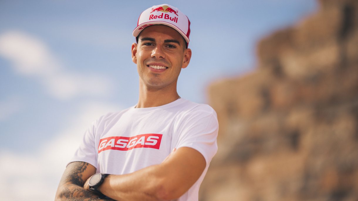 Augusto Fernández subirá a MotoGP en 2023 con el equipo GasGas Factory Racing Team