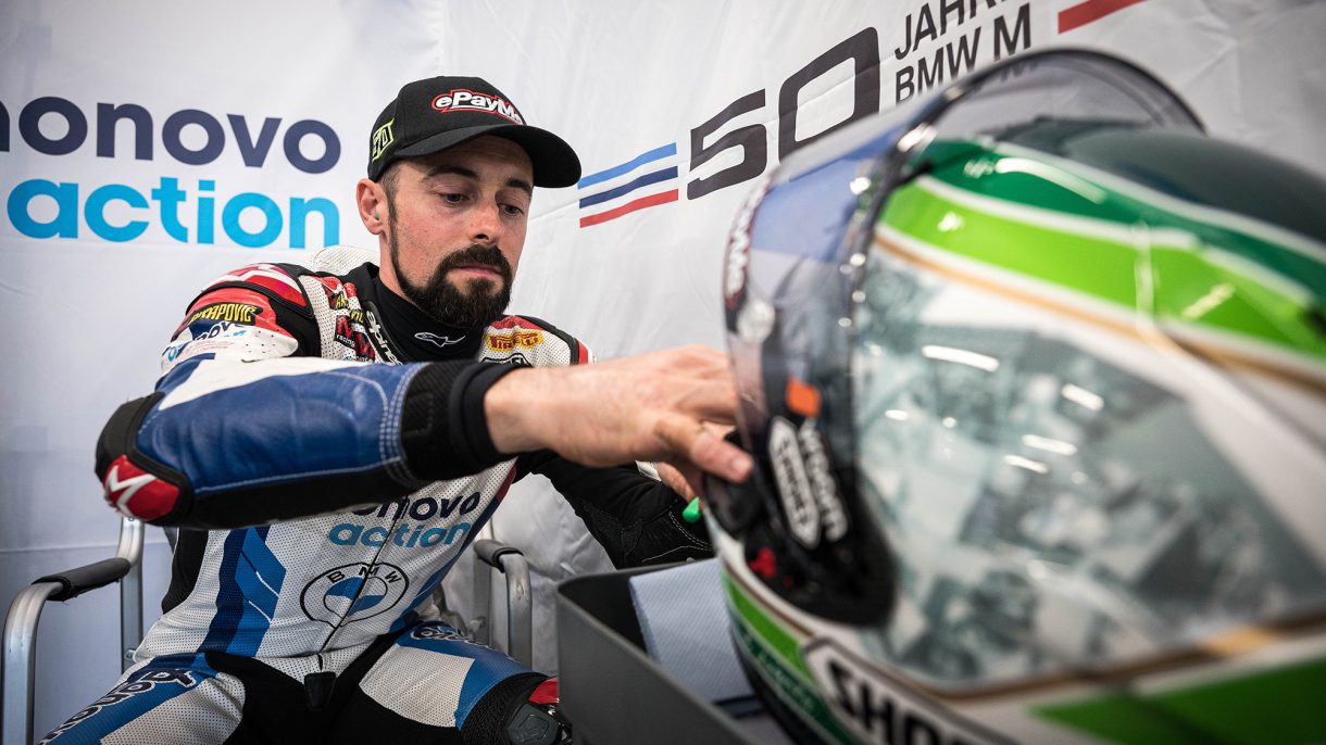 Eugene Laverty ha vuelto a su casa después del accidente en la cita SBK Australia