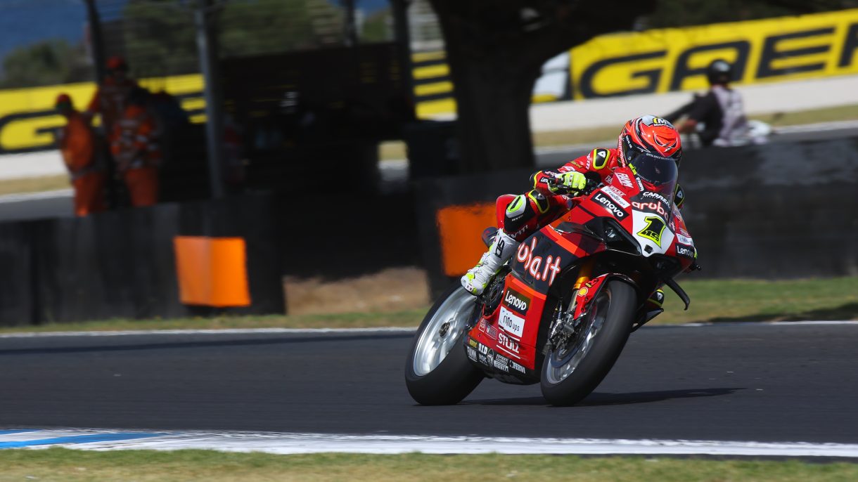 Álvaro Bautista gana la Superpole Race Superbike 2023 en Australia