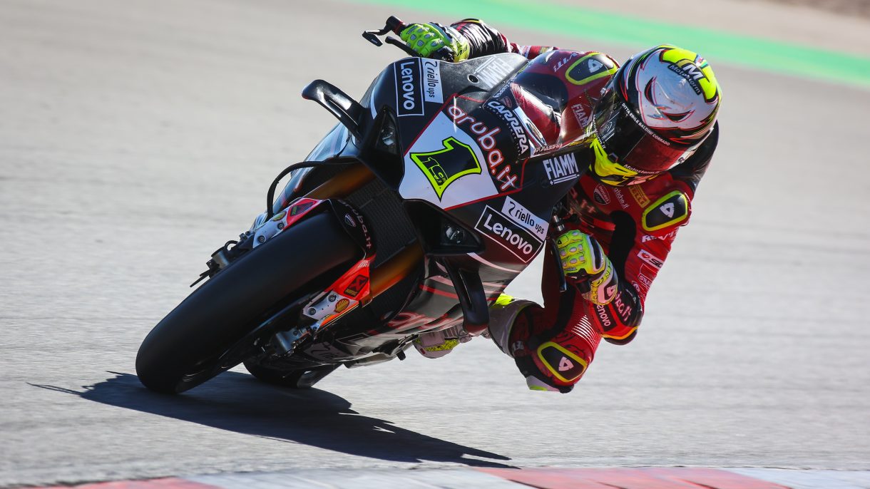 Álvaro Bautista es el mejor del test pretemporada 2023 SBK en Portimao