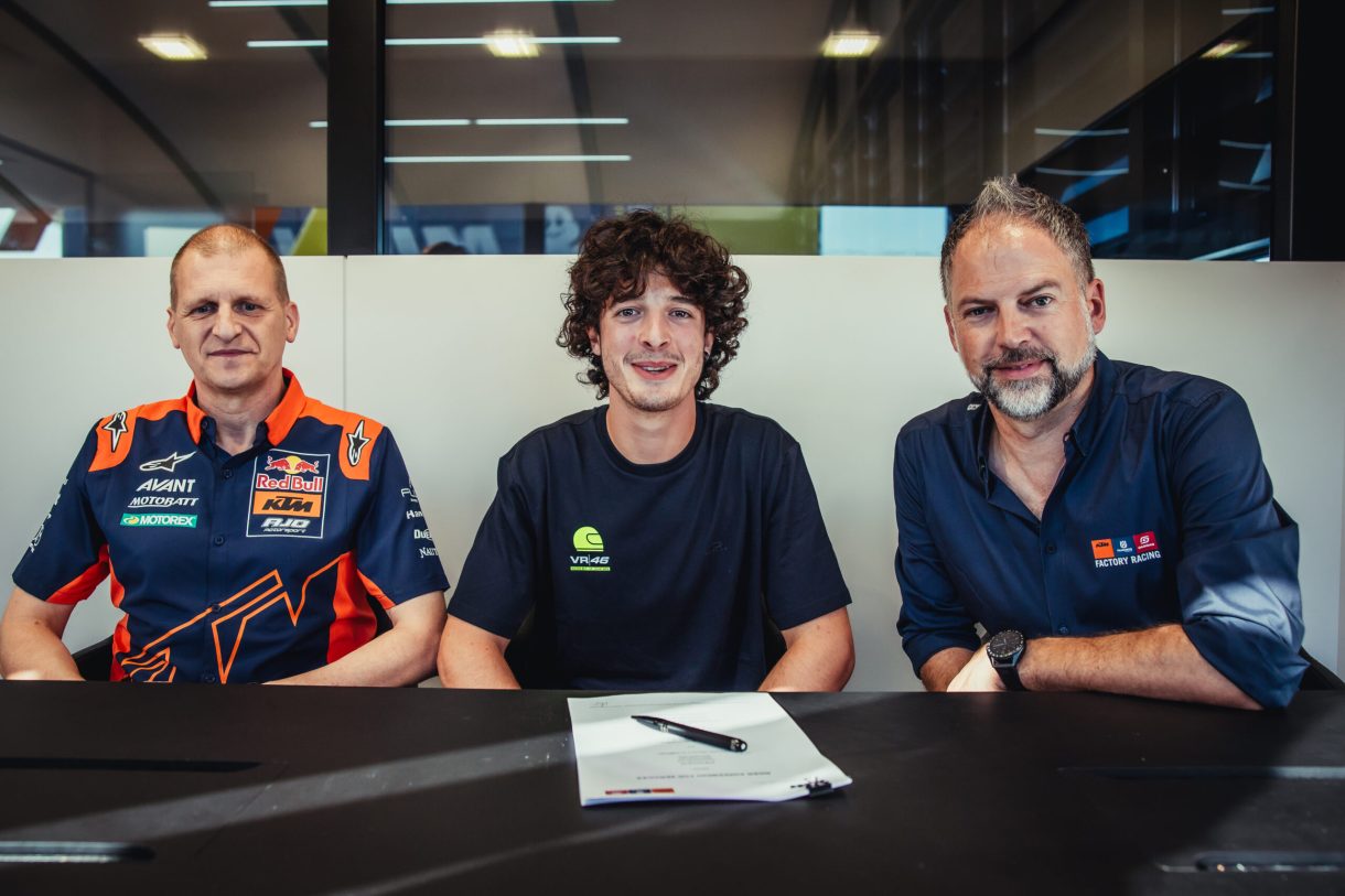 Celestino Vietti y Deniz Oncu formarán el Red Bull KTM Ajo de Moto2 para 2024