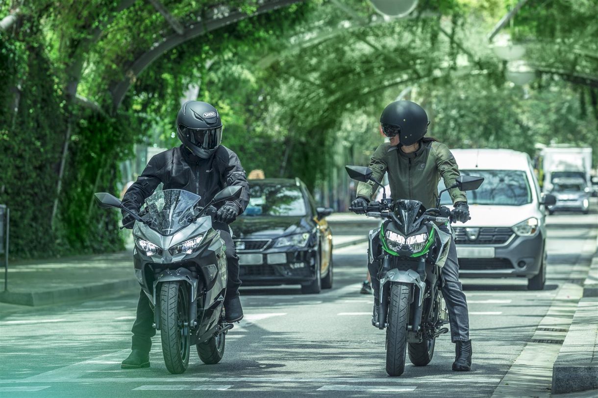 La marca Kawasaki nos presenta sus modelo Ninja y Z EV