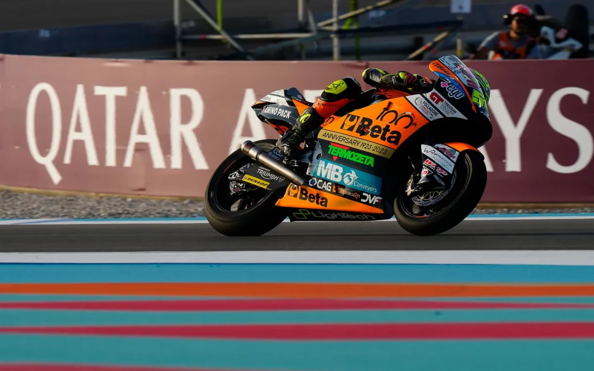 Fermin Aldeguer gana la carrera del Mundial de Moto2 en Qatar, González 2º y Canet 3º