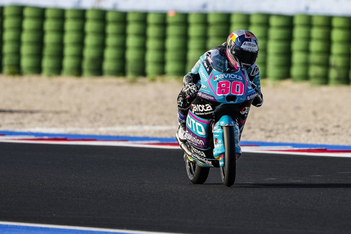 David Alonso gana la carrera del Mundial de Moto3 de Emilia Romagna