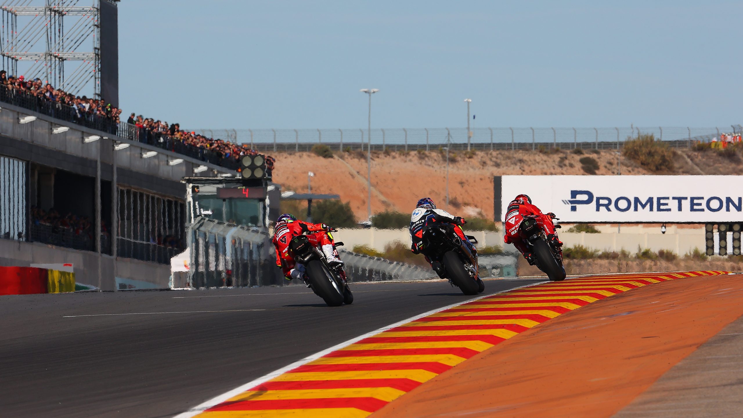 Bautista, Toprak Y Bulega