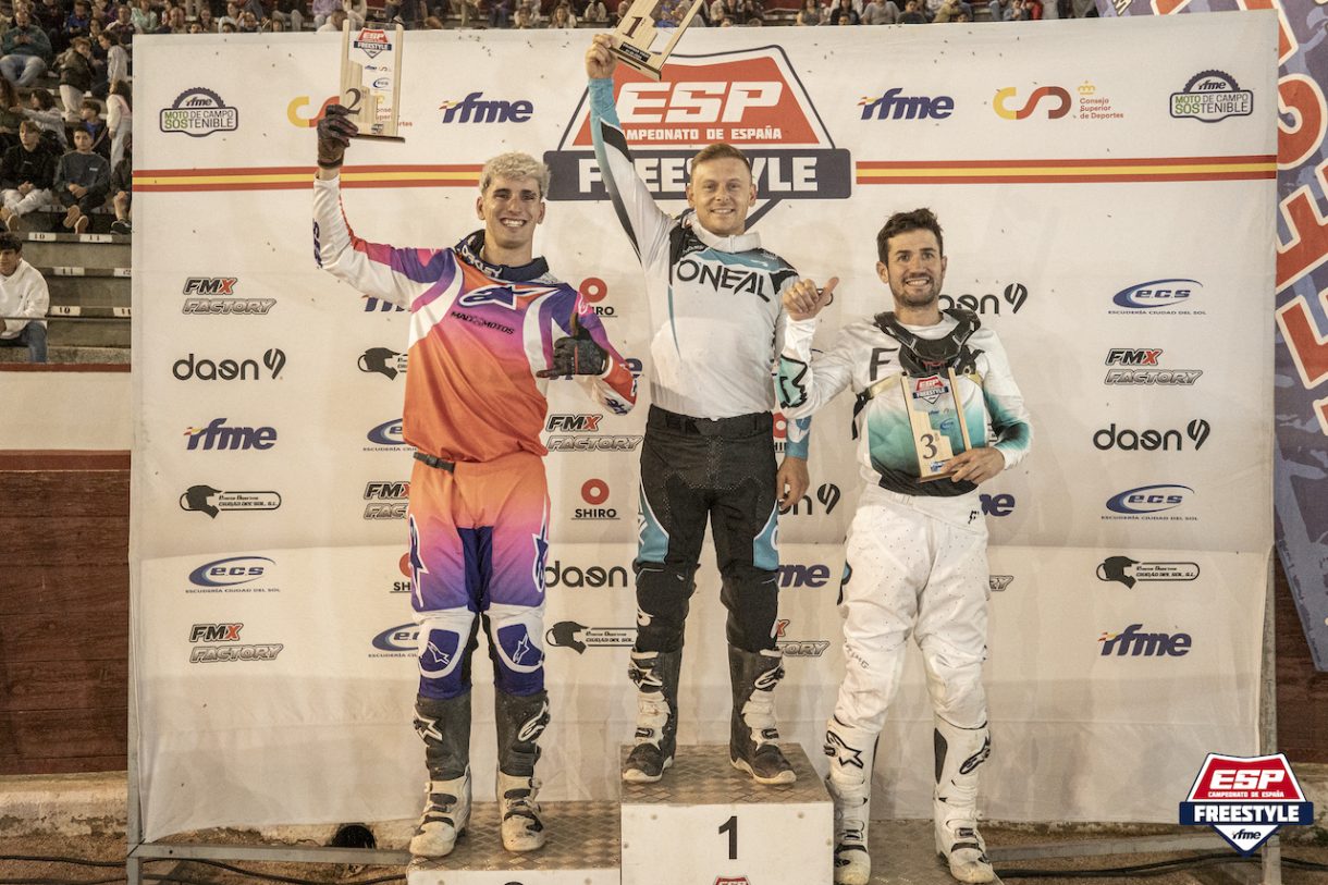 Maikel Melero consigue la victoria en la penúltima cita del FMX Nacional