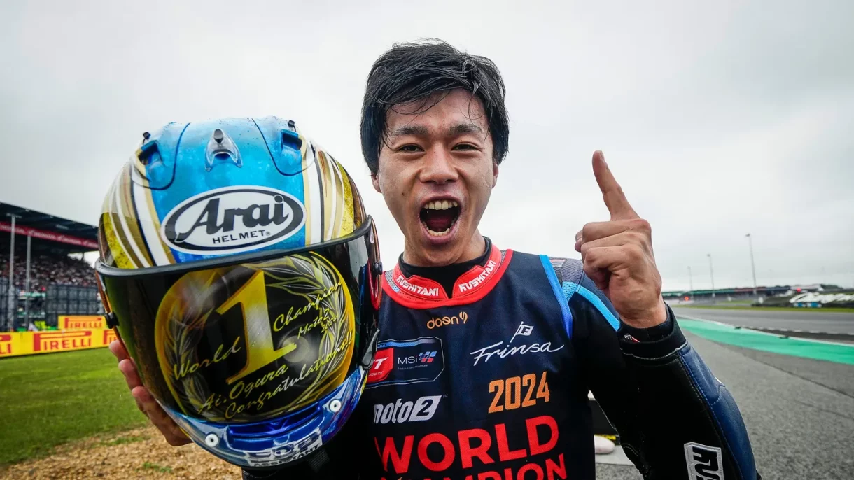 Arón Canet gana la carrera del Mundial de Moto2 en Tailandia, Ai Ogura Campeón 2024