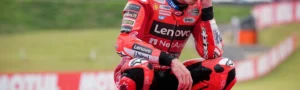 Pecco Bagnaia gana la carrera de MotoGP en Japón, Marc Márquez es Campeón 2025