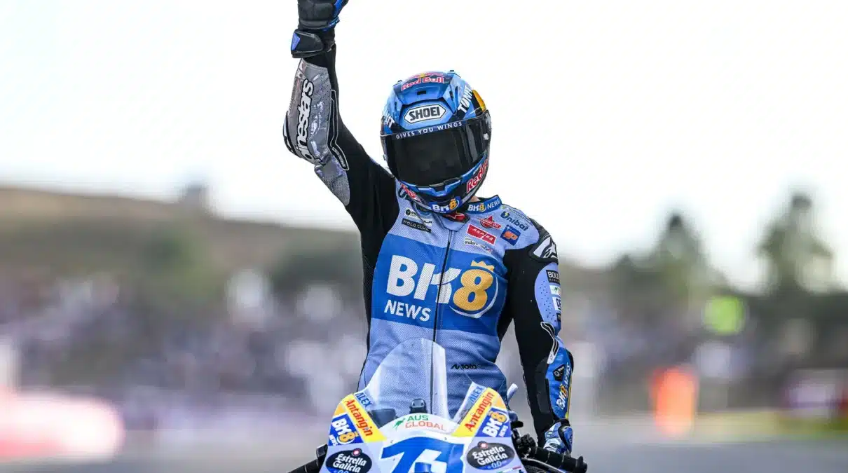 Álex Márquez gana la carrera al sprint del Mundial de MotoGP en Valencia