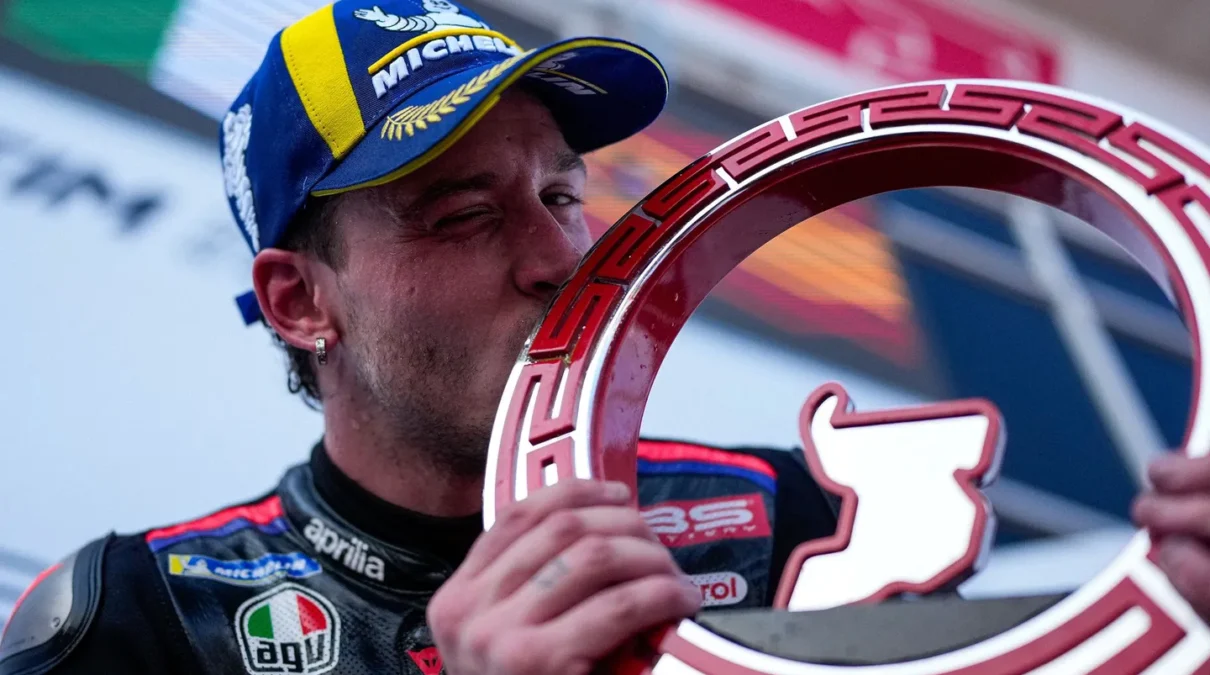 Marco Bezzecchi gana la carrera del Mundial de MotoGP 2026 en Indonesia