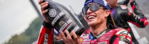 Marc Márquez consigue el doblete de MotoGP en el Circuito de Motegi, en Japón